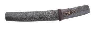 Nineteenth-century Japanese dagger: Nineteenth-century Japanese dagger, with shagreen scabbard and hilt 22 cm. long