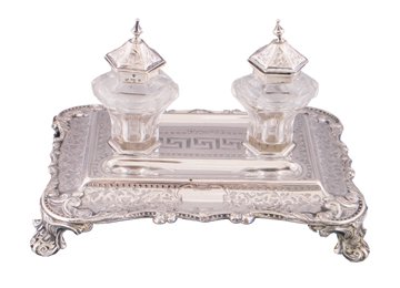 Silver pen and ink stand: Silver pen and ink stand, complete with glass ink bottles