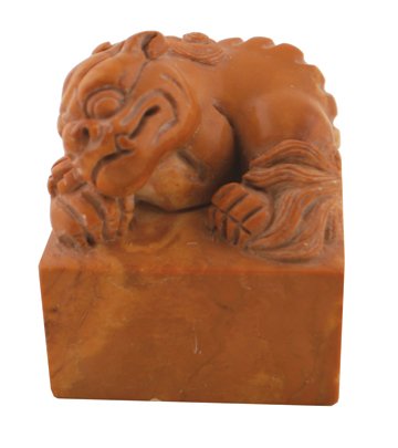 Chinese soapstone fo dog: Chinese soapstone fo dog, mounted on a plinth 6 cm. high