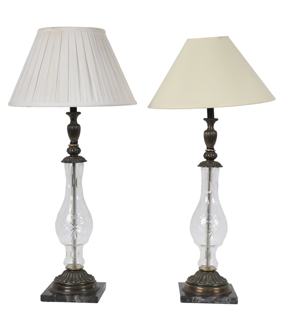 PAIR OF CRYSTAL AND BRASS-STEMMED TABLE LAMPS (1 of 4)