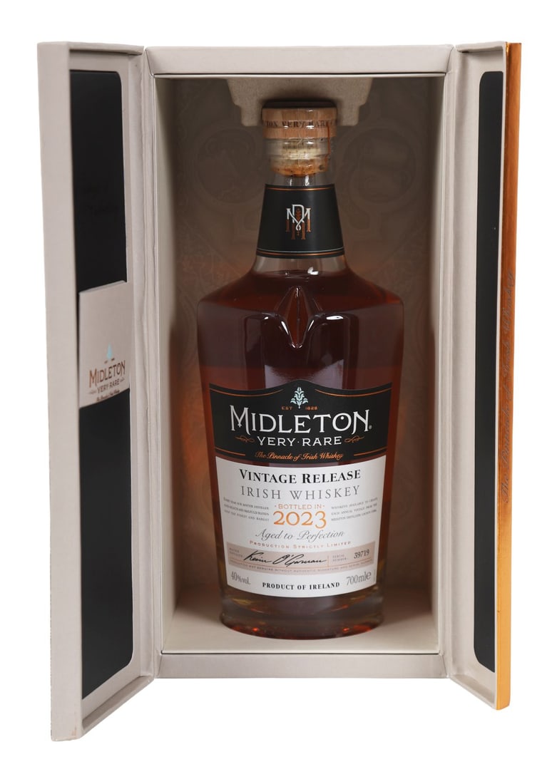 MIDLETON VERY RARE WHISKEY 2023 (1 of 4)