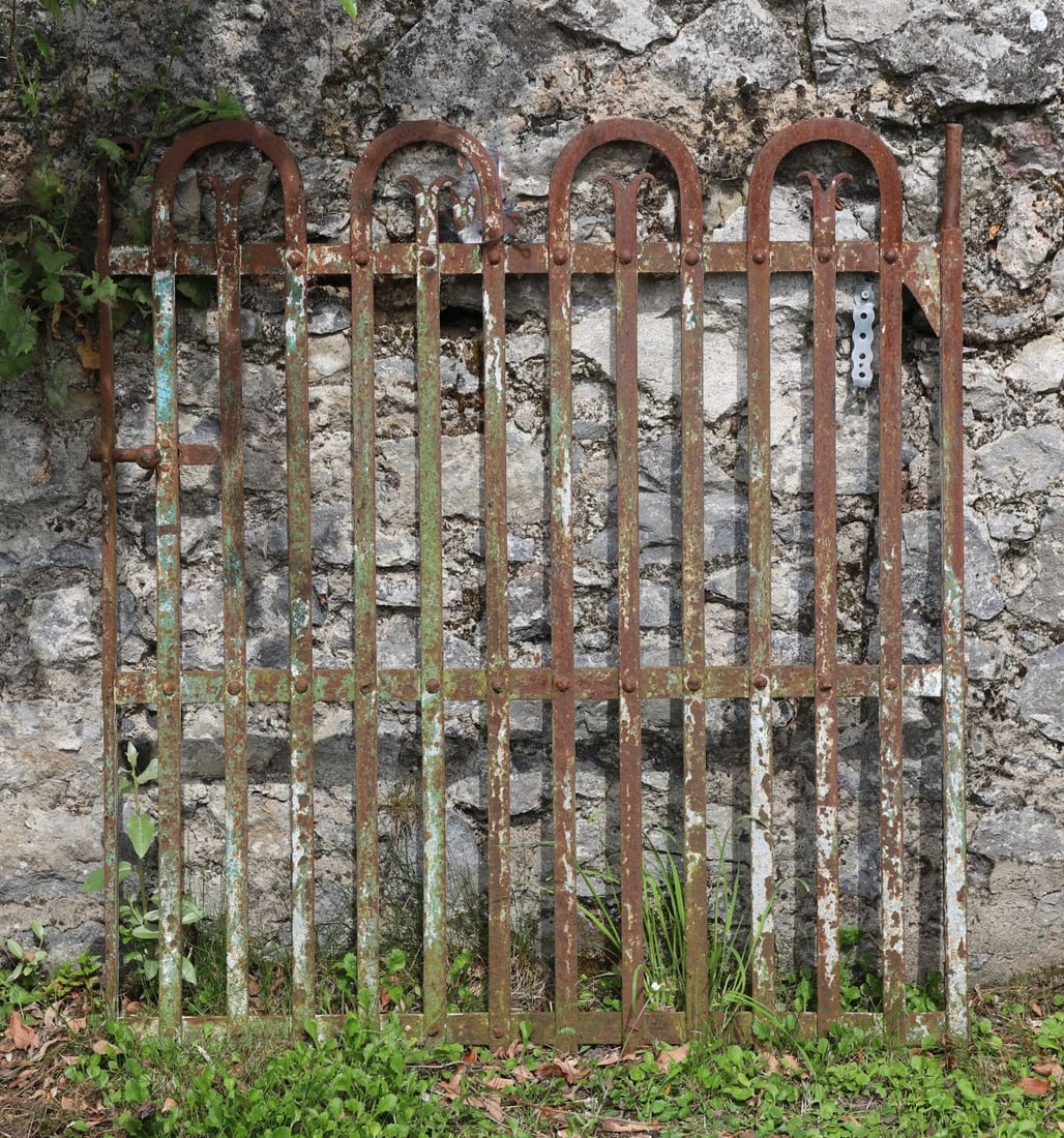 19TH-CENTURY WROUGHT IRON GARDEN GATE (1 of 2)