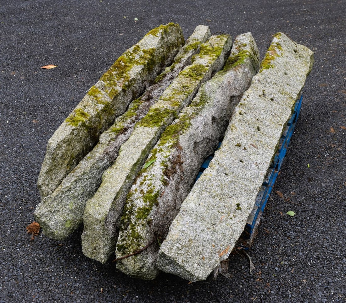 LOT OF FIVE CARLOW GRANITE FENCE POSTS (1 of 3)