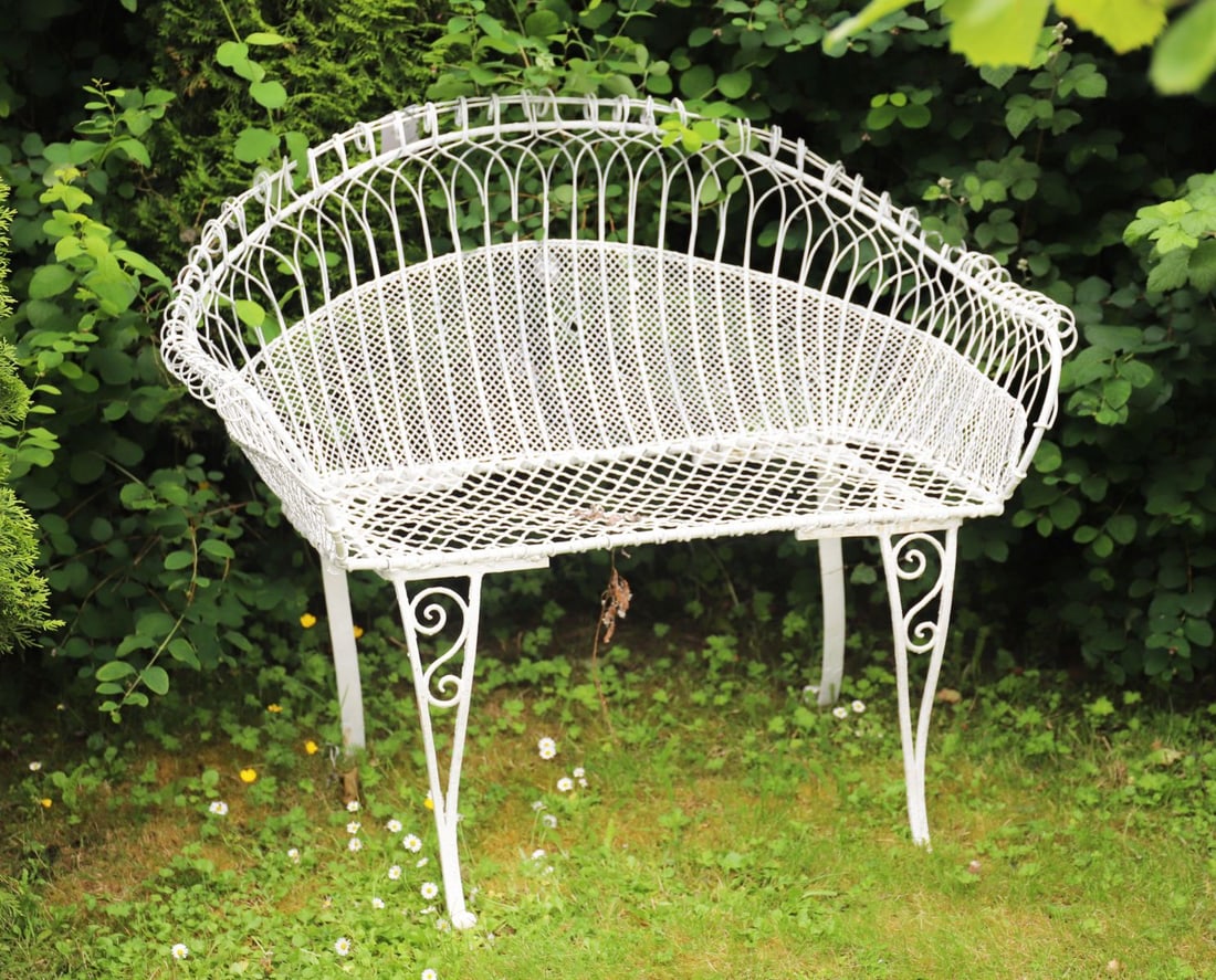 VICTORIAN WIREWORK GARDEN BENCH (1 of 2)