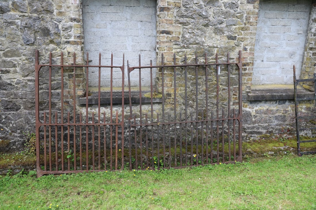 19TH-CENTURY WROUGHT IRON ENTRANCE GATE (1 of 1)