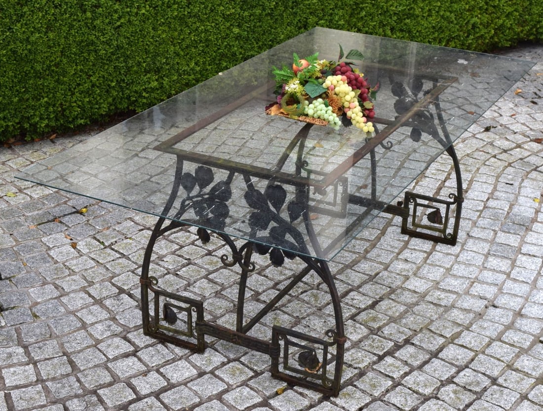 ART NOUVEAU STYLE WROUGHT IRON DINING TABLE (1 of 5)