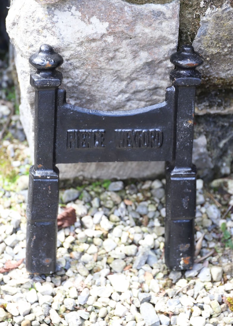 CAST IRON BOOT SCRAPER (1 of 2)