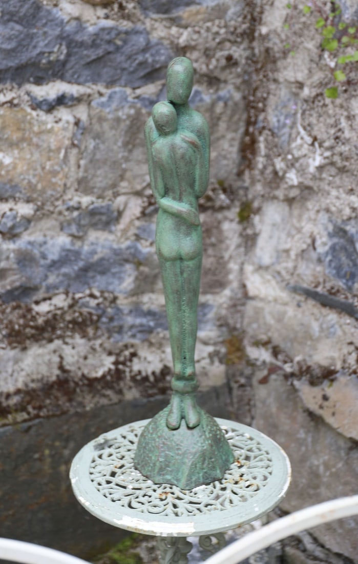 CONTEMPORARY BRONZE SCULPTURE OF ENTWINED LOVERS (1 of 2)