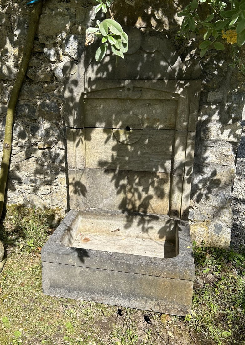 WEATHERED CUT GRANITE WALL FOUNTAIN (1 of 1)