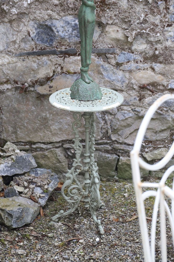 CAST IRON OCCASIONAL TABLE (1 of 2)