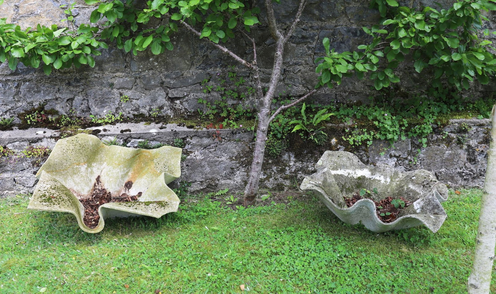 PAIR OF WILLY GUHL MID-CENTURY COMPOSITE PLANTERS (1 of 3)