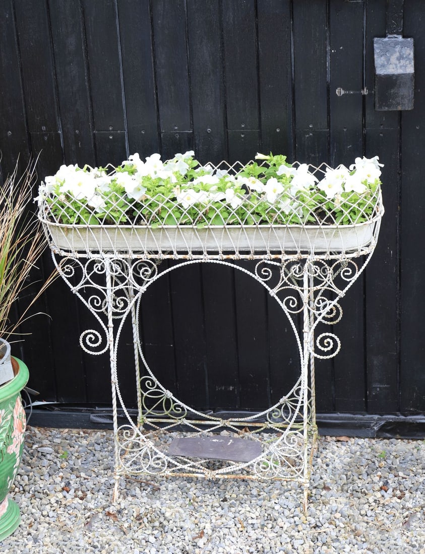 VICTORIAN WIREWORK JARDINIERE PLANTER (1 of 2)