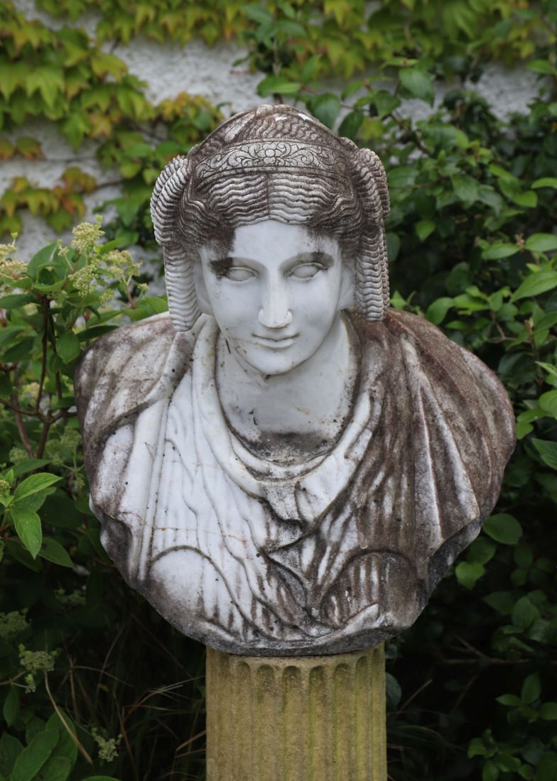 CLASSICAL MARBLE BUST (1 of 3)