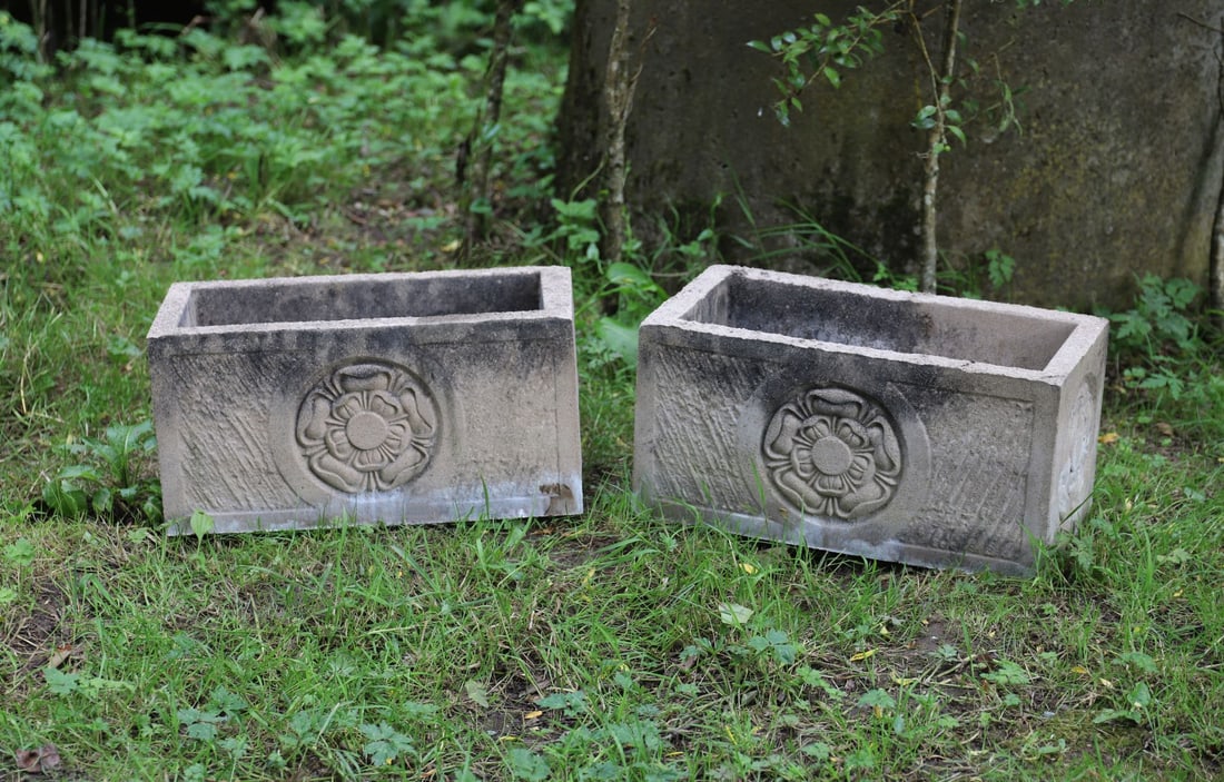 RECTANGULAR COMPOSITE STONE PLANTER (1 of 3)