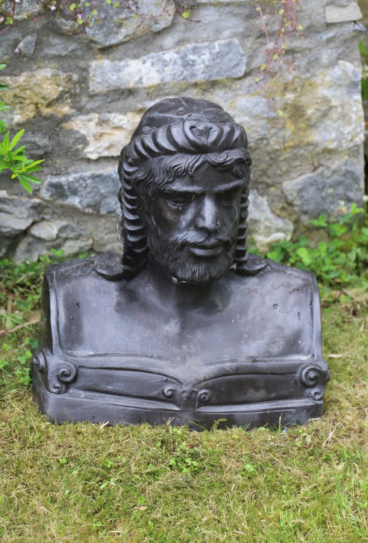 CAST IRON BUST OF A CLASSICAL WARRIOR (1 of 2)