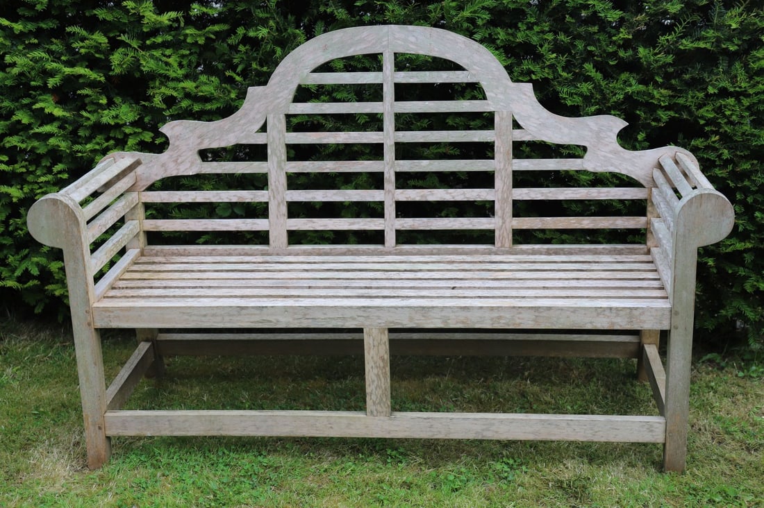 TEAK LUTYENS GARDEN BENCH (1 of 3)