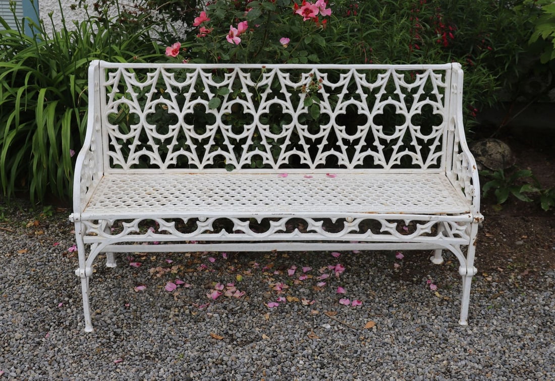 GOTHIC REVIVAL CAST IRON GARDEN BENCH (1 of 3)