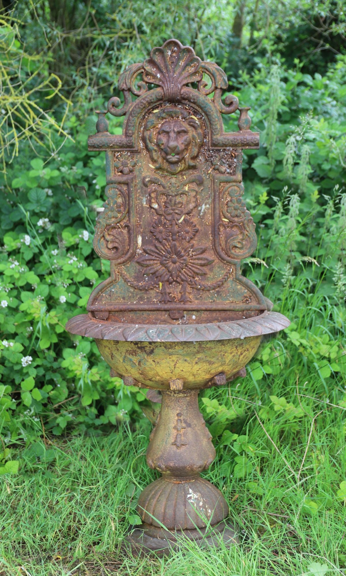 19TH-CENTURY CAST IRON WALL FOUNTAIN (1 of 6)