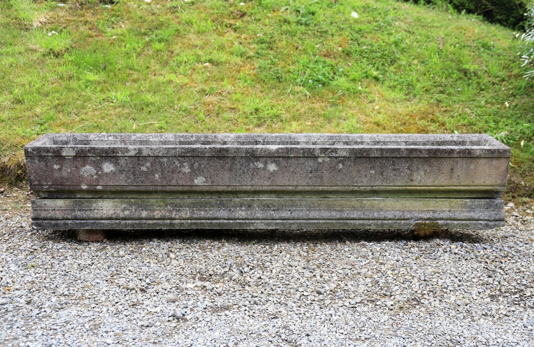 MOULDED STONE WINDOW BOX (1 of 2)