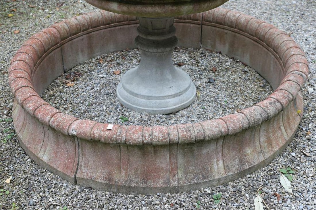 LARGE MOULDED STONE POOL SURROUND (1 of 1)