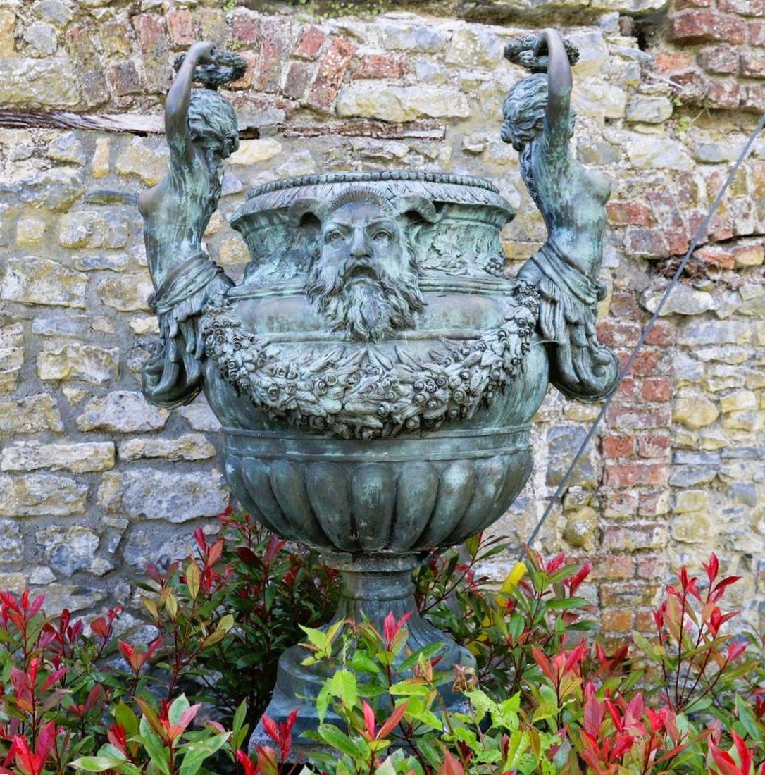 LARGE 19TH-CENTURY BRONZE GARDEN CENTREPIECE URN (1 of 4)