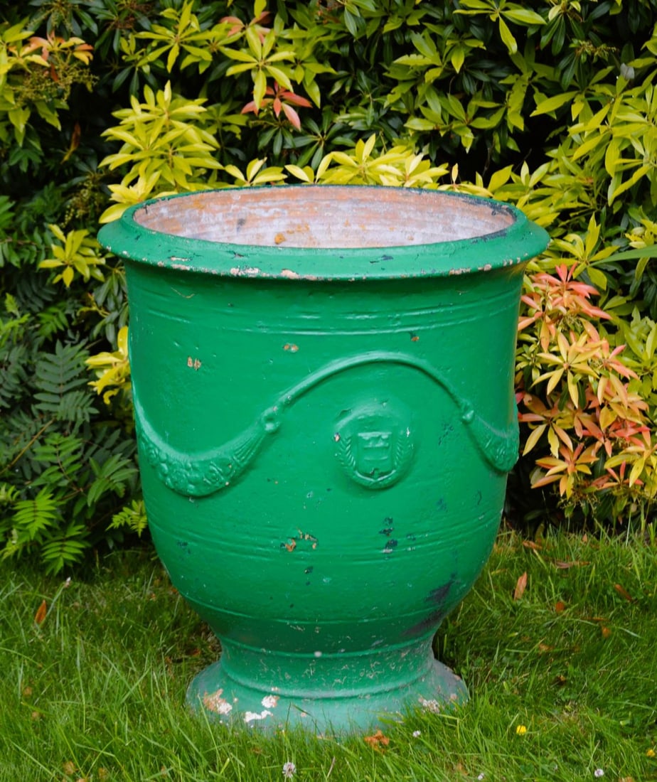 LARGE FRENCH TERRACOTTA CIRCULAR ANDUZE PLANTER (1 of 3)