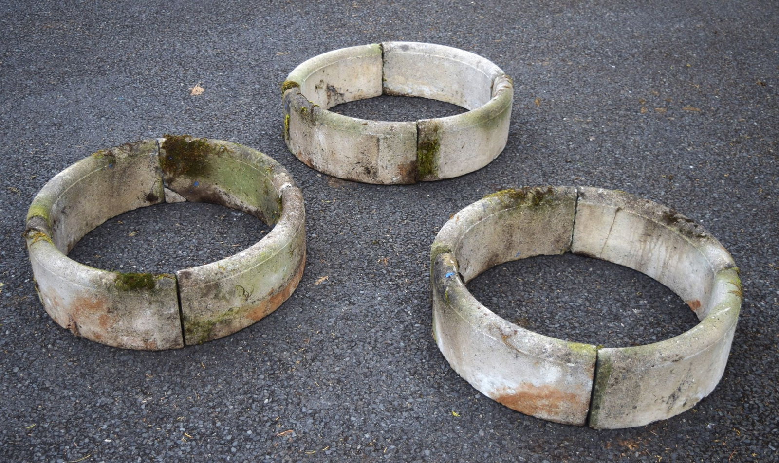 SET OF THREE COMPOSITE CIRCULAR SURROUNDS (1 of 2)