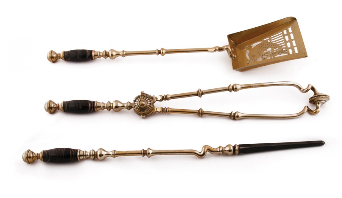 Set of nineteenth-century brass fire irons: Set of nineteenth-century brass fire irons