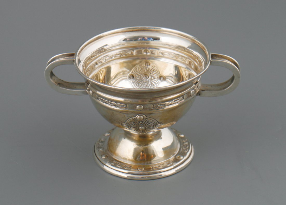 Dublin Irish sterling silver Sam Maguire Trophy cup: Dublin Irish sterling silver Sam Maguire Trophy cup 8 cm. high