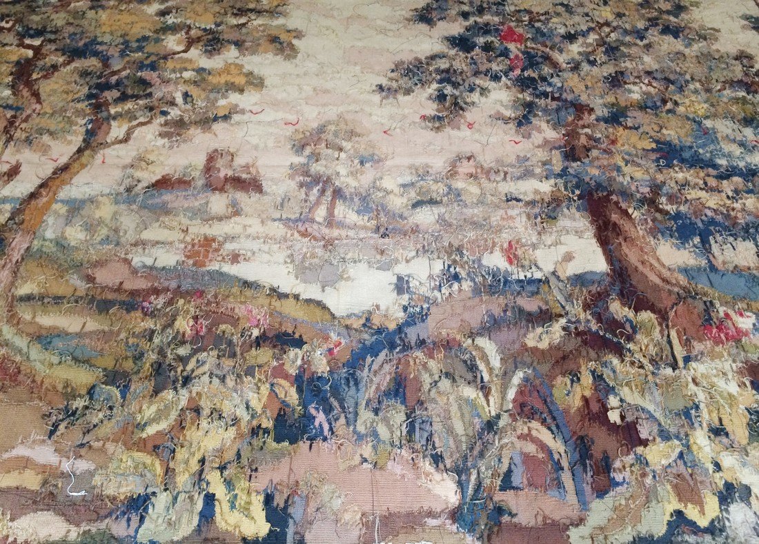 Nineteenth-century Aubusson tapestry: Nineteenth-century Aubusson tapestry 215 x 308 cm.