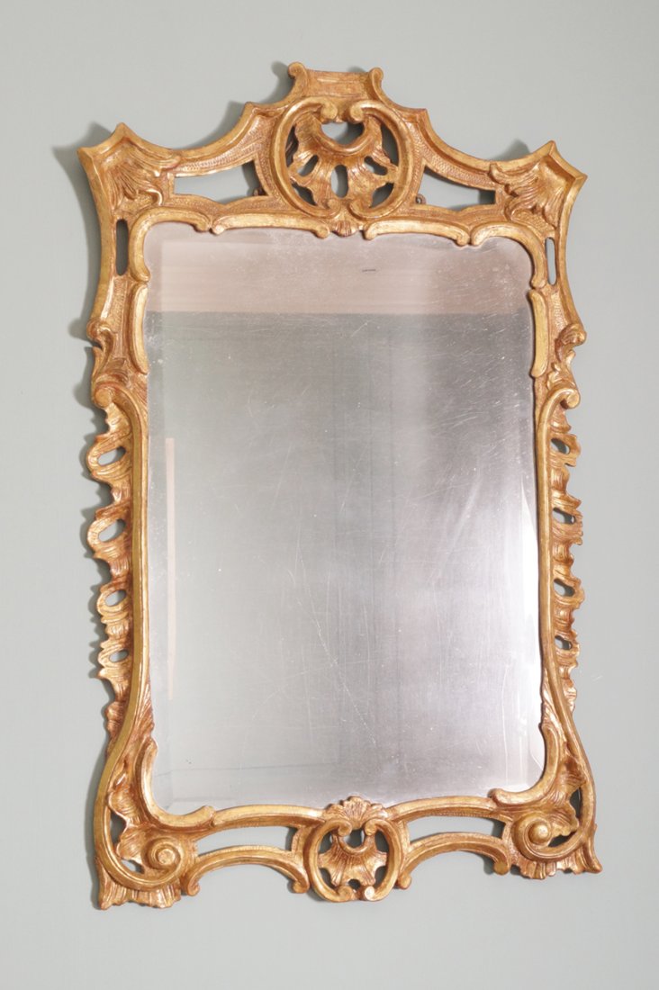 EIGHTEENTH-CENTURY CARVED GILTWOOD PIER MIRROR (1 of 1)