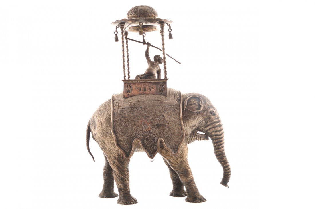 Nineteenth-century Indian Kutch silver hunting figure (1 of 1)