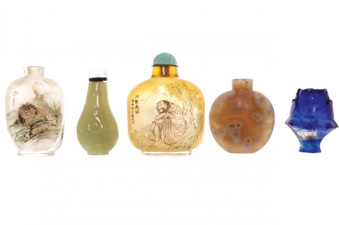 Group of five Chinese snuff bottles (1 of 1)
