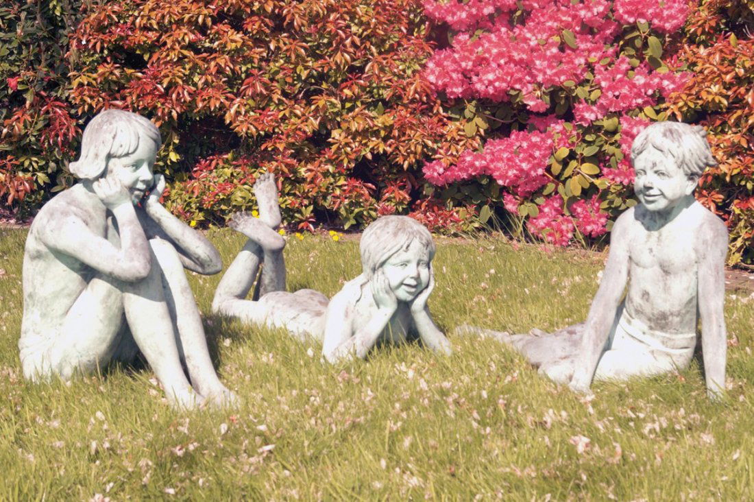 BRONZE GROUP OF THREE CHILDREN (1 of 2)