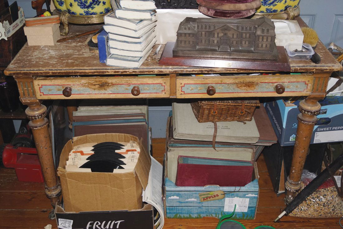 AESTHETIC REVIVAL PINE SIDE TABLE (1 of 1)