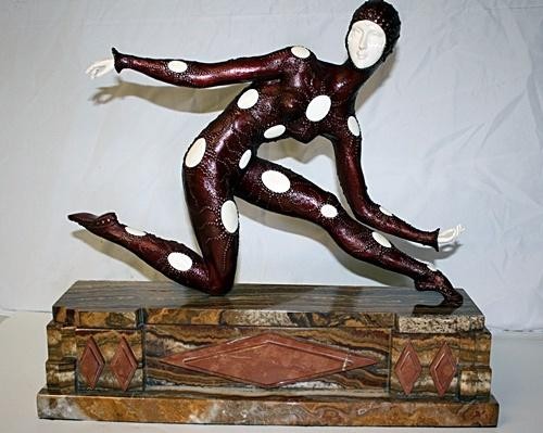 CHIPARUS - "LEOTARD" -BRONZE AND IVORY SCULPTURE: CHIPARUS - "LEOTARD" - BRONZE AND IVORY SCULPTURE - MUTLI - COLOR FINISH - HAND CARVED IVORY AND BRONZE - MOUNTED ON MARBLE AND ONYX BASE - FOUNDRY SEAL - SIGNED - MINT