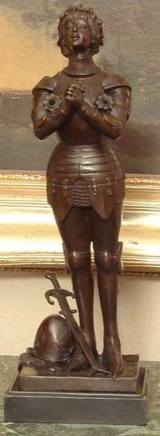 JOAN OF ARC BRONZE SCULPTURE: JOAN OF ARC BRONZE SCULPTURE - HIGH QUALITY BRONZEC SCULPTURE - MUSEUM BROWN PATINA - VERY WELL MAINTAINED -MINT - 16HX5.5WX5.5D