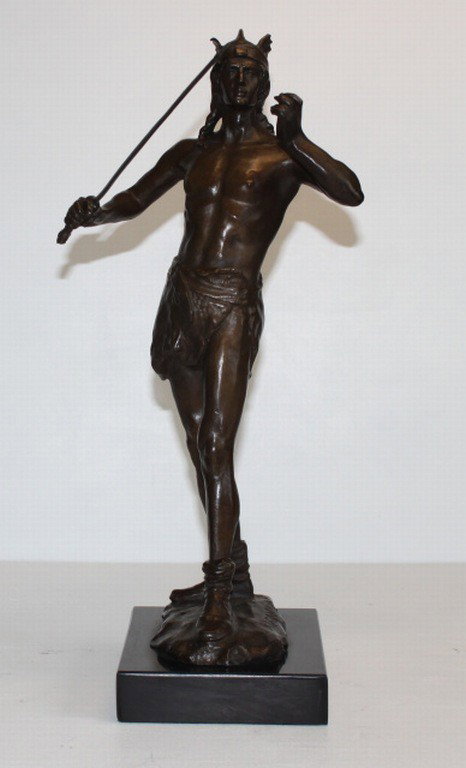 "ROYAL NUDE" BRONZE SCULPTURE - LEONARD: "ROYAL NUDE" BRONZE SCULPTURE - AFTER LEONARD - 15 3/4"H x 5 1/2"D x 4 3/4"W - LOST WAX CAST - MUSEUM BROWN PATINA -MOUNTED ON A MARBLE BASE