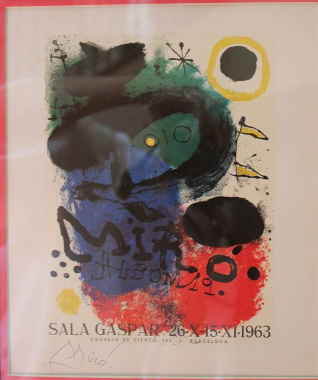 MIRO - HAND SIGNED LITHOGRAPH: JOAN MIRO - "SALA GASPAR" - HAND SIGNED BY THE ARTIST - BOOK PLATE - PROFESSIONALLY FRAMED AND MATTED - MINT CONDITION - IMAGE SIZE 11.25" X 9.5" - FRAMED SIZE APPX 21.75" X 20" - COMES WITH CERTIFICA