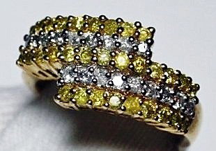1.50 CTW YELLOW & WHITE DIAMOND RING: 1.50 CTW YELLOW & WHITE DIAMOND RING - 10K YELLOW GOLD