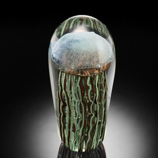 ART GLASS BLUE JELLYFISH GLOW IN THE DARK : ART GLASS BLUE JELLYFISH GLOW IN THE DARK - 7.5"H x 3.5"W x 3.5"D - HAND CRAFTED