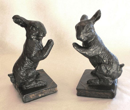 rabbit bookends rabbit bookends