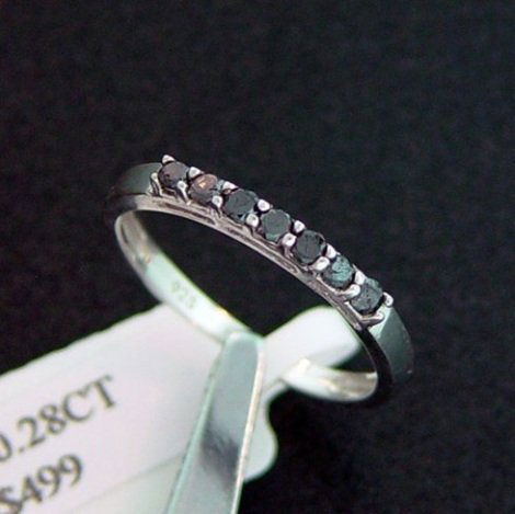 1/4 CTW. BLACK DIAMOND STERLING BAND RING: 1/4 CTW. BLACK DIAMOND BAND RING IN .925 SOLID STERLING SILVER - SIZE 7