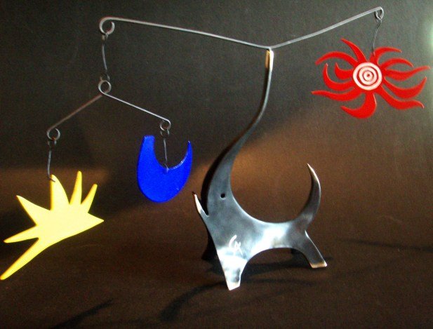 CALDER "L' ELEPHANT NOIR" STANDING MOBILE: ALEXANDER CALDER "L' ELEPHANT NOIR" (THE BLACK ELEPHANT) NUMBERED LIMITED EDITION BRONZE BLACK PATINA HAND PAINTED STANDING MOBILE - PUBLISHED BY GEORGES GORDON CALDER AIRPLANE PROJECTS INC., COLD SPR