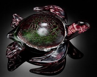 ART GLASS SEA TURTLE - HAND CRAFTED: ART GLASS SEA TURTLE - 3.4"H X 8"W X7.5"D - HAND CRAFTED - EACH PIECE IS MADE BY HAND THEREFOR THERE MAY BE SLIGHT VARIATIONS WITHIN EACH INDIVIDUAL PIECE