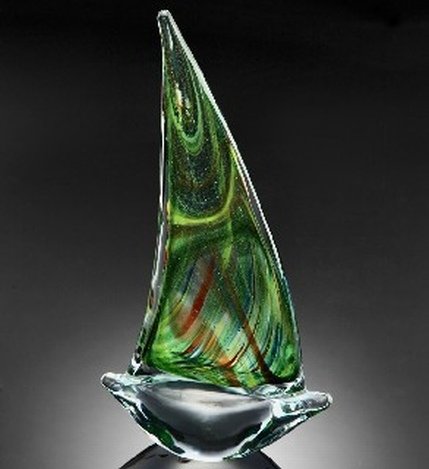 ART GLASS GREEN SAILBOAT: ART GLASS GREEN SAILBOAT - 9.5"H X 5"W X 2"D - HAND CRAFTED