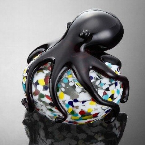 ART GLASS OCTOPUS SPHERE / PAPERWEIGHT: ART GLASS BLACK OCTOPUS SPHERE / PAPERWEIGHT - 3.5"H X 4"W X 4"D - HAND CRAFTED - EACH PIECE IS MADE BY HAND THEREFOR THERE MAY BE SLIGHT VARIATIONS WITHIN EACH INDIVIDUAL PIECE