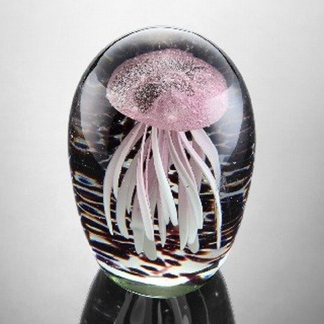 ART GLASS PURPLE JELLYFISH : ART GLASS PURPLE JELLYFISH - 5"H X 3"DIA - HAND CRAFTED - EACH PIECE IS MADE BY HAND THEREFOR THERE MAY BE SLIGHT VARIATIONS WITHIN EACH INDIVIDUAL PIECE