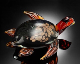 ART GLASS SEA TURTLE: ART GLASS SEA TURTLE - 3.5"H x 8.5"W x 8.5"D - HAND CRAFTED - EACH PIECE IS MADE BY HAND THEREFOR THERE MAY BE SLIGHT VARIATIONS WITHIN EACH INDIVIDUAL PIECE