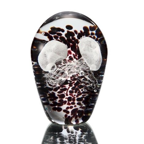ART GLASS WHITE JELLYFISH TWINS: ART GLASS WHITE JELLYFISH TWINS - 4"H X 3"D - HAND CRAFTED